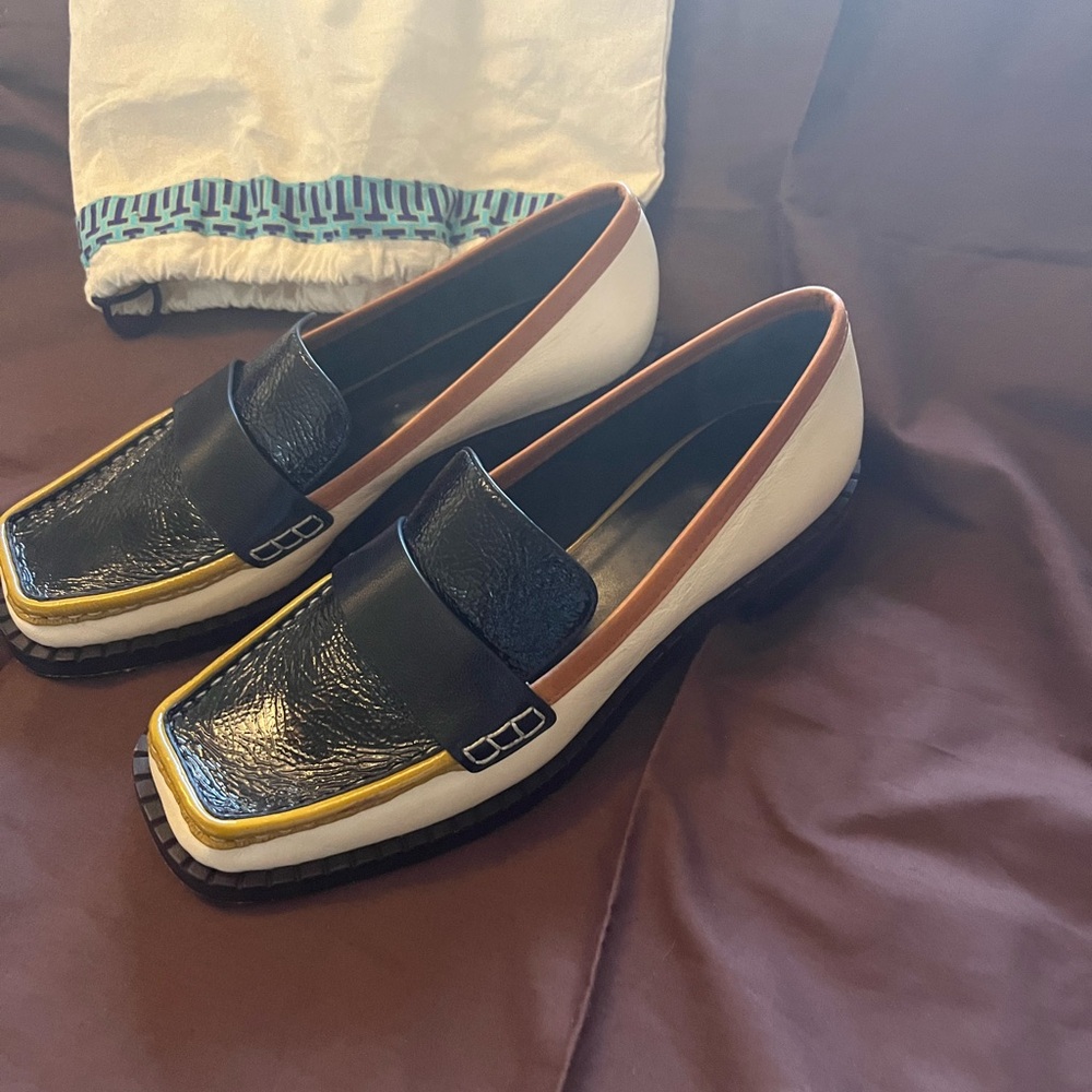 Tory Burch Woman’s Black Patent Loafers with Yellow and White Accents - Picture 2 of 10